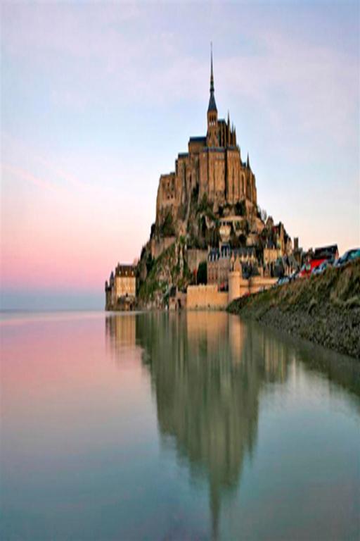 فندق لا كروا بلونش Mont-Saint-Michel المظهر الخارجي الصورة